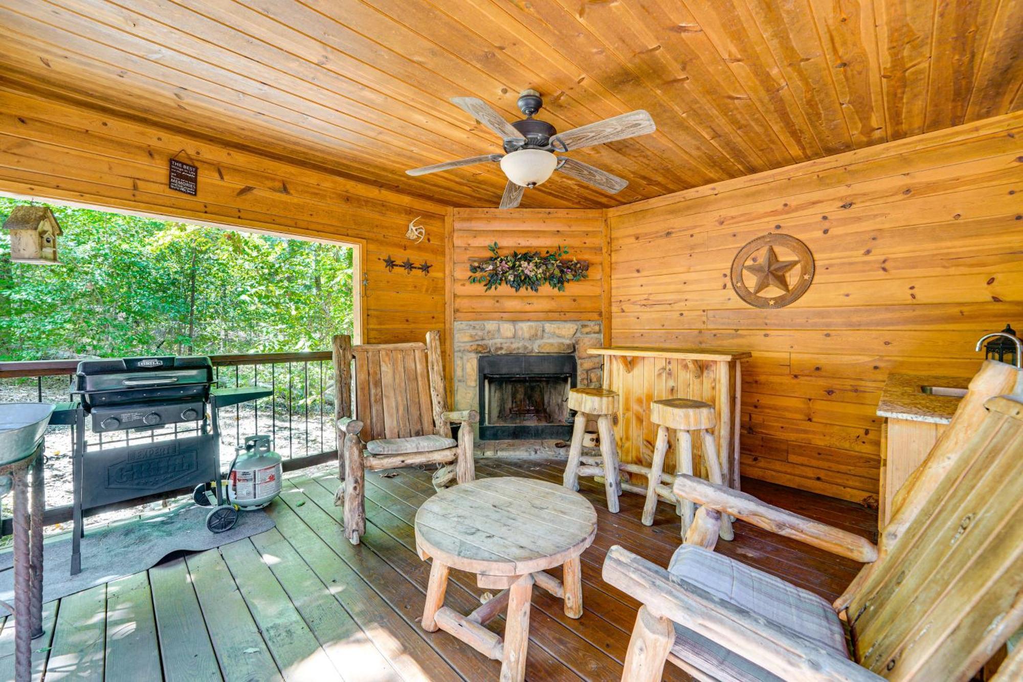Broken Bow Rental Cabin With Hot Tub And Bar Exterior foto